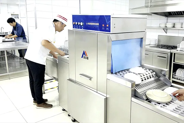 Commercial Dishwasher for Hotels