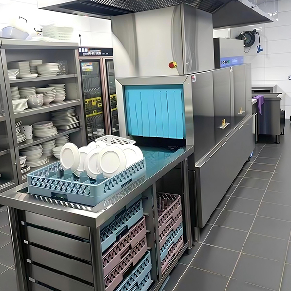 mayers-mes-m5-commercial-rack-dishwasher-application-1.jpg